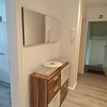 Work And 4 Schlafzimmer Neu Modernisiert Kueche Bad Wohnzimmer Terrasse * Аттендорн