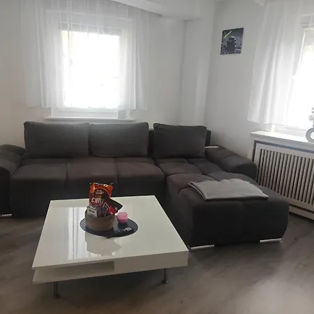Work And 4 Schlafzimmer Neu Modernisiert Kueche Bad Wohnzimmer Terrasse *