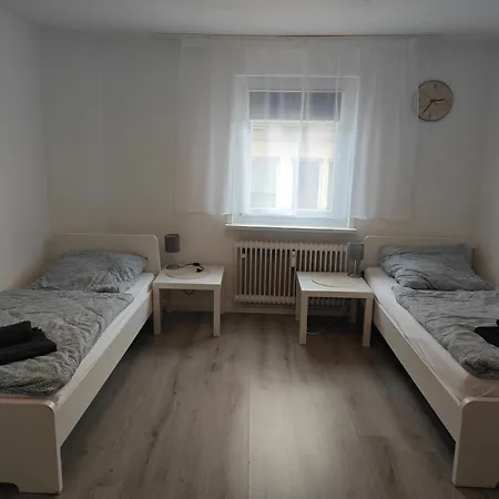 Апартаменты Work And 4 Schlafzimmer Neu Modernisiert Kueche Bad Wohnzimmer Terrasse Аттендорн