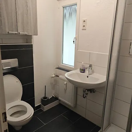 Work And 4 Schlafzimmer Neu Modernisiert Kueche Bad Wohnzimmer Terrasse * Аттендорн