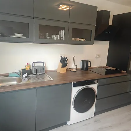 Work And 4 Schlafzimmer Neu Modernisiert Kueche Bad Wohnzimmer Terrasse Аттендорн