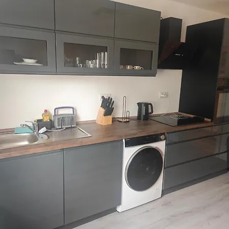 Work And 4 Schlafzimmer Neu Modernisiert Kueche Bad Wohnzimmer Terrasse Аттендорн