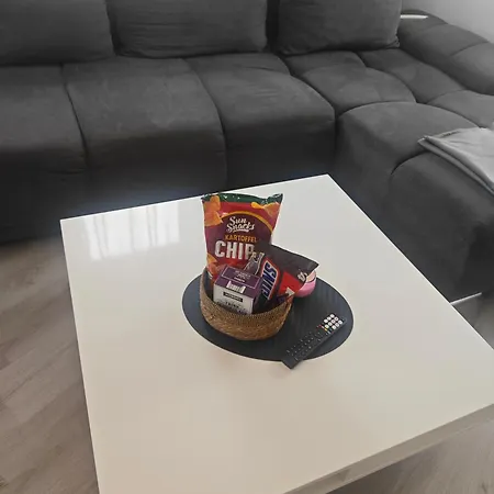 Work And 4 Schlafzimmer Neu Modernisiert Kueche Bad Wohnzimmer Terrasse *