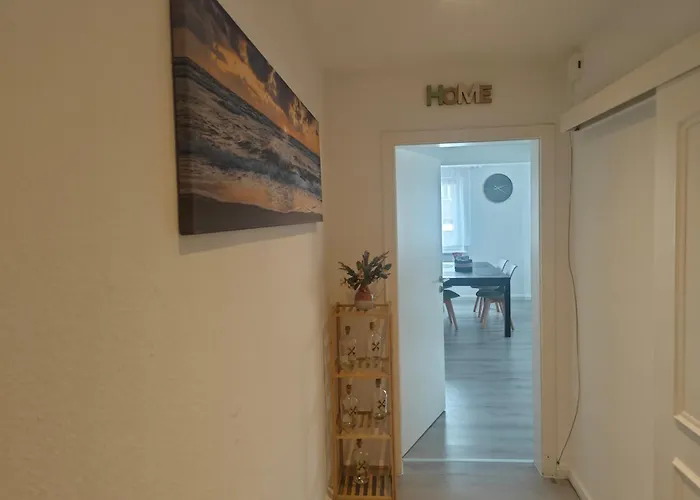 Διαμέρισμα Work And 4 Schlafzimmer Neu Modernisiert Kueche Bad Wohnzimmer Terrasse