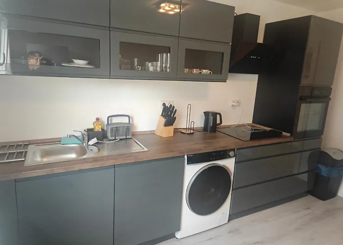 Work And 4 Schlafzimmer Neu Modernisiert Kueche Bad Wohnzimmer Terrasse Attendorn