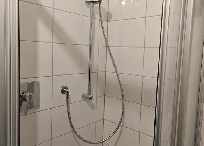 Work And 4 Schlafzimmer Neu Modernisiert Kueche Bad Wohnzimmer Terrasse * Attendorn