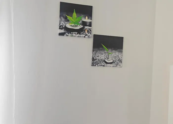 Work And 4 Schlafzimmer Neu Modernisiert Kueche Bad Wohnzimmer Terrasse Διαμέρισμα