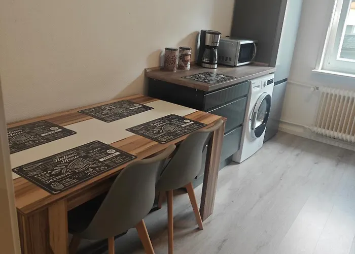 Διαμέρισμα Work And 4 Schlafzimmer Neu Modernisiert Kueche Bad Wohnzimmer Terrasse *